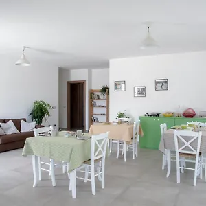 Agata E Gli Altri Couette-café
